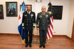 Comando-Sur-de-EE.UU_.-y-Ministerio-de-Defensa-de-RD-fortalecen-cooperacion-estrategica-y-de-seguridad-regional-3-scaled