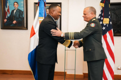 Comando-Sur-de-EE.UU_.-y-Ministerio-de-Defensa-de-RD-fortalecen-cooperacion-estrategica-y-de-seguridad-regional-5-scaled