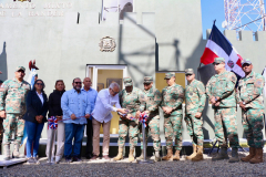 Construyen-e-inauguran-destacamento-militar-de-Alto-Bandera-que-protege-antenas-de-las-telecomunicaciones-de-RD-2