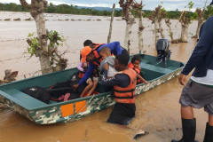 FF.AA-mantienen-hombres-y-equipos-en-labores-de-asistencia-en-lugares-afectados-por-lluvias-del-disturbio-tropical-3