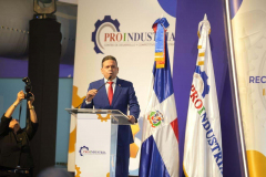 Industria-Militar-Dominicana-recibe-Reconocimiento-a-la-Innovacion-Industrial-Manufacturera-2025-5