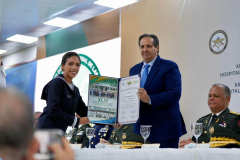 Ministerio-de-Defensa-a-traves-de-UNADE-gradua-192-nuevos-medicos-especialistas-en-hospitales-militares-universitarios-de-las-Fuerzas-Armadas-14 Ministerio-de-Defensa-a-traves-de-UNADE-gradua-192-nuevos-medicos-especialistas-en-hospitales-militares-universitarios-de-las-Fuerzas-Armadas-14