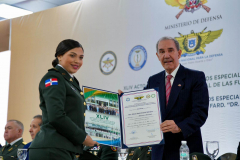Ministerio-de-Defensa-a-traves-de-UNADE-gradua-192-nuevos-medicos-especialistas-en-hospitales-militares-universitarios-de-las-Fuerzas-Armadas-7 Ministerio-de-Defensa-a-traves-de-UNADE-gradua-192-nuevos-medicos-especialistas-en-hospitales-militares-universitarios-de-las-Fuerzas-Armadas-7