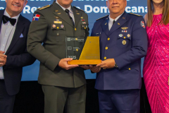 Ministerio-de-Defensa-gana-dos-primeros-lugares-en-los-Premios-LATAM-DIGITAL-2025-y-recibe-reconocimiento-especial-1-scaled