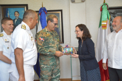 Ministro-de-Defensa-recibe-visita-del-Director-de-la-Organizacion-de-Hidrografia-Internacional-a-RD-5