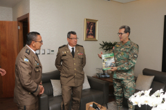 Ministro-de-Defensa-se-reune-con-Agregado-militar-de-Nicaragua-en-RD-3