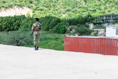 Ministros-de-Defensa-y-Administrativo-de-la-Presidencia-supervisan-construccion-de-mercados-binacionales-en-la-frontera-RD-Haiti-10