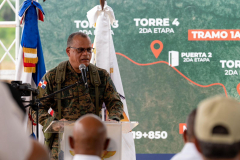 Ministros-de-la-Presidencia-y-de-Defensa-dan-primer-palazo-para-iniciar-segunda-fase-de-la-verja-perimetral-fronteriza-en-Dajabon-13