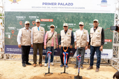 Ministros-de-la-Presidencia-y-de-Defensa-dan-primer-palazo-para-iniciar-segunda-fase-de-la-verja-perimetral-fronteriza-en-Dajabon-2