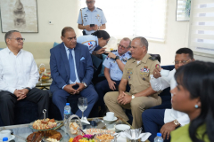 Presidente-Abinader-supervisa-avances-ensamblaje-de-aviones-TP-75-Dulus-en-Base-Aerea-de-San-Isidro-9-scaled