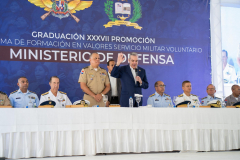 Presidente-y-Ministro-de-Defensa-encabezan-graduacion-de-5-mil-jovenes-formados-en-valores-del-Servicio-Militar-Voluntario-12-scaled Presidente-y-Ministro-de-Defensa-encabezan-graduacion-de-5-mil-jovenes-formados-en-valores-del-Servicio-Militar-Voluntario-12-scaled