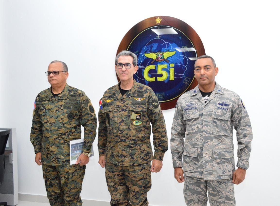 Comandante Del Ejército Recibe Dirección Del Comando Conjunto Unificado Ministerio De Defensa 6407