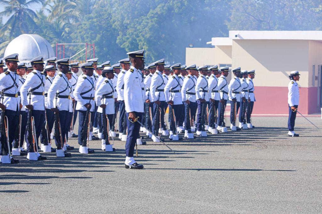 La Armada celebra Graduación de la LXXI Promoción de Damas y Caballeros Guardiamarinas 5