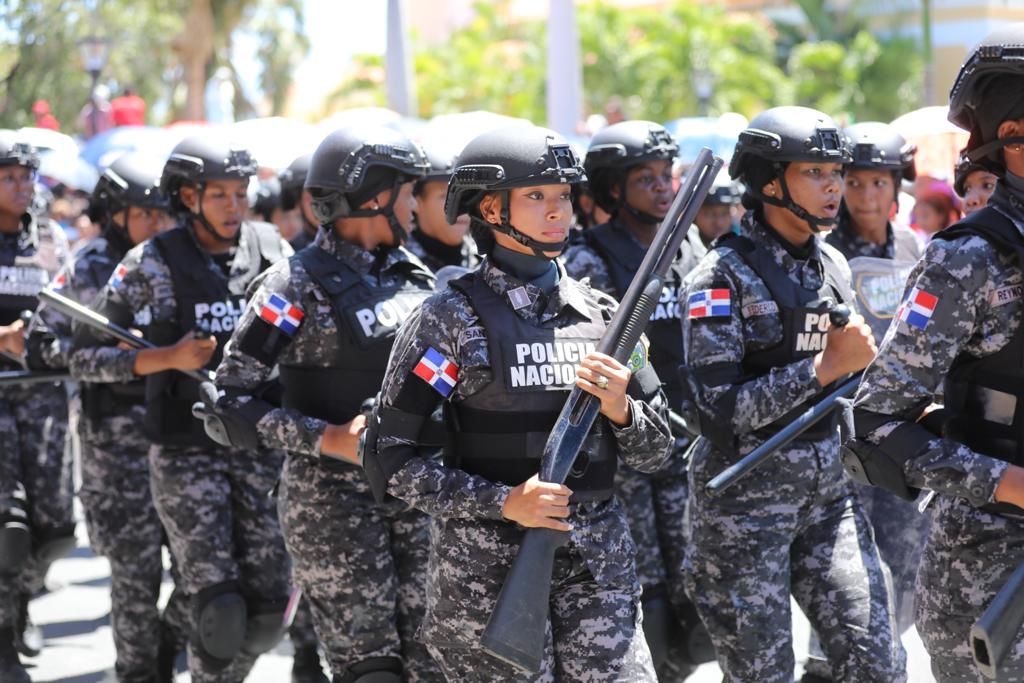 Con desfile cívico-militar y policial en Azua cierran actos por 179 aniversario Batalla 19 Marzo 17