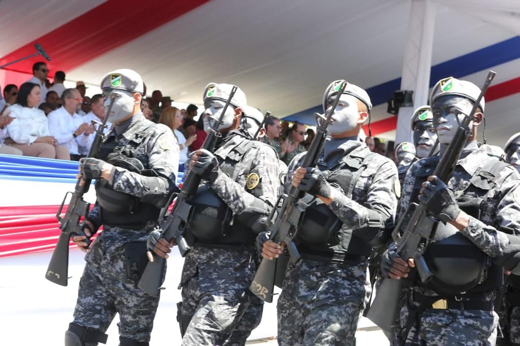 Con desfile cívico-militar y policial en Azua cierran actos por 179 aniversario Batalla 19 Marzo 9