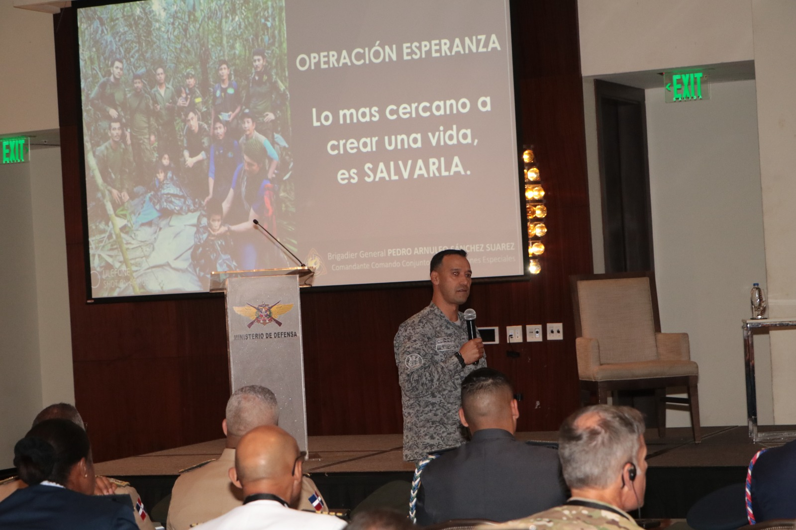 Militares colombianos que ejecutaron “Operación Esperanza” compartieron experiencia en seminario de fuerzas especiales 12