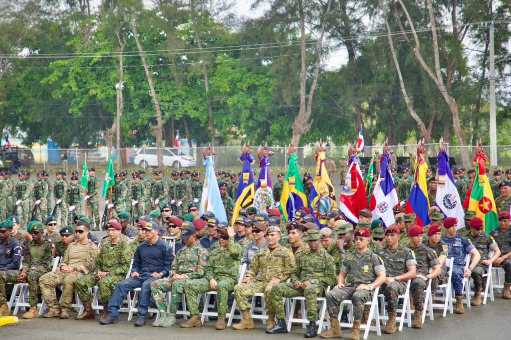 Presidente Luis Abinader encabeza ceremonia MIDE y Comando Sur EE. UU. clausuran competencia militar “Fuerzas Comando 2023”; Colombia gana el primer lugar; RD queda de sexto 8