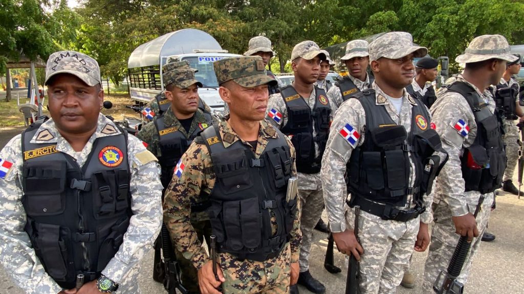 Comandante General del Ejército encabeza en este fin de semana apoyo PN en Santo Domingo y Santiago 1