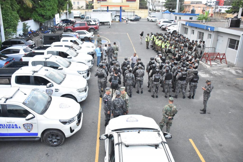 Comandante General del Ejército encabeza en este fin de semana apoyo PN en Santo Domingo y Santiago 5