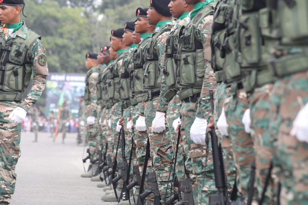 Ejército dominicano gradúa mil 300 nuevos soldados, formarán primer batallón policía militar 9