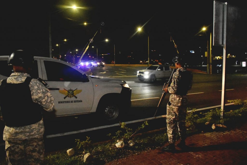FFAA refuerzan con presencia militar seguridad ciudadana en Santo Domingo y Santiago 1