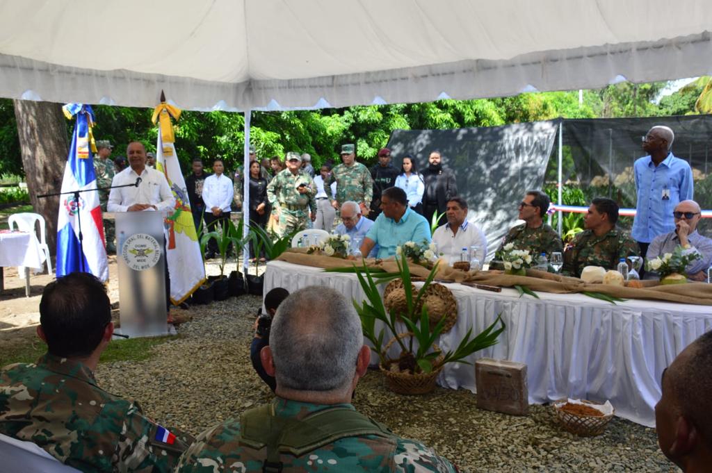 MIDE Inaugura vivero de palmas de coco en sede 1era brigada del Ejército 4