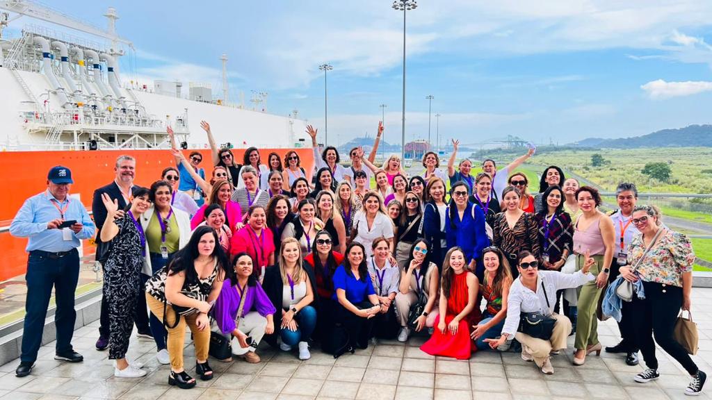CESEP participa en programa de liderazgo femenino del sector marítimo portuario en Panamá 2