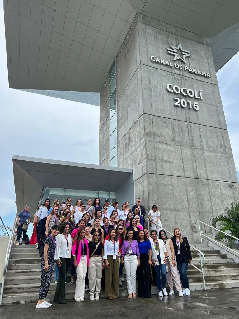 CESEP participa en programa de liderazgo femenino del sector marítimo portuario en Panamá 7