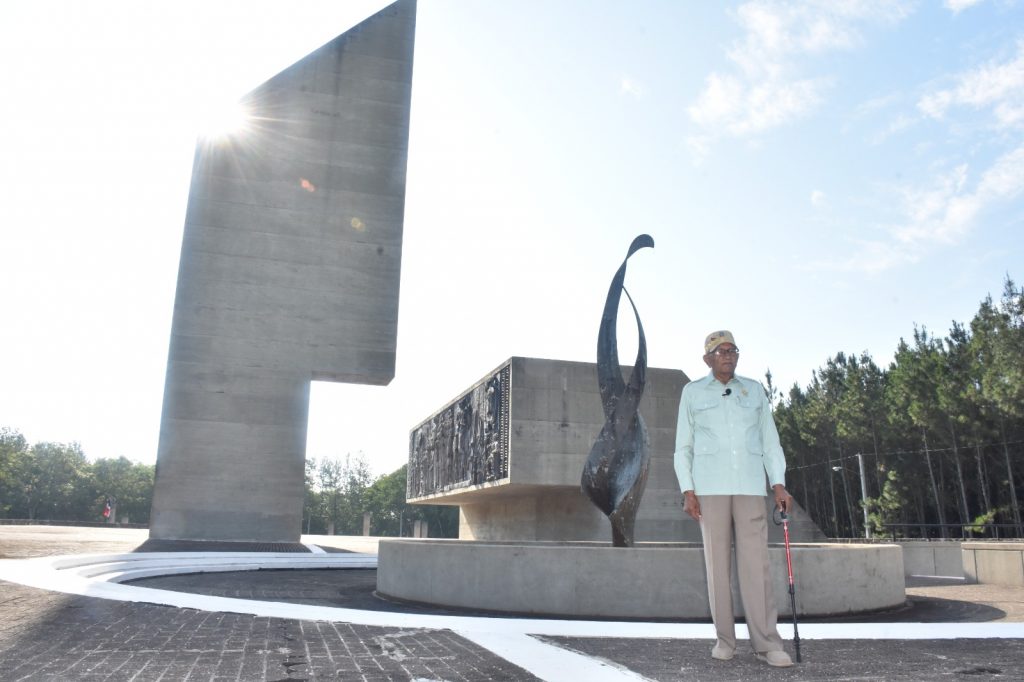 Ministerio de Defensa presenta documental del “Monumento al Grito de Capotillo” 1