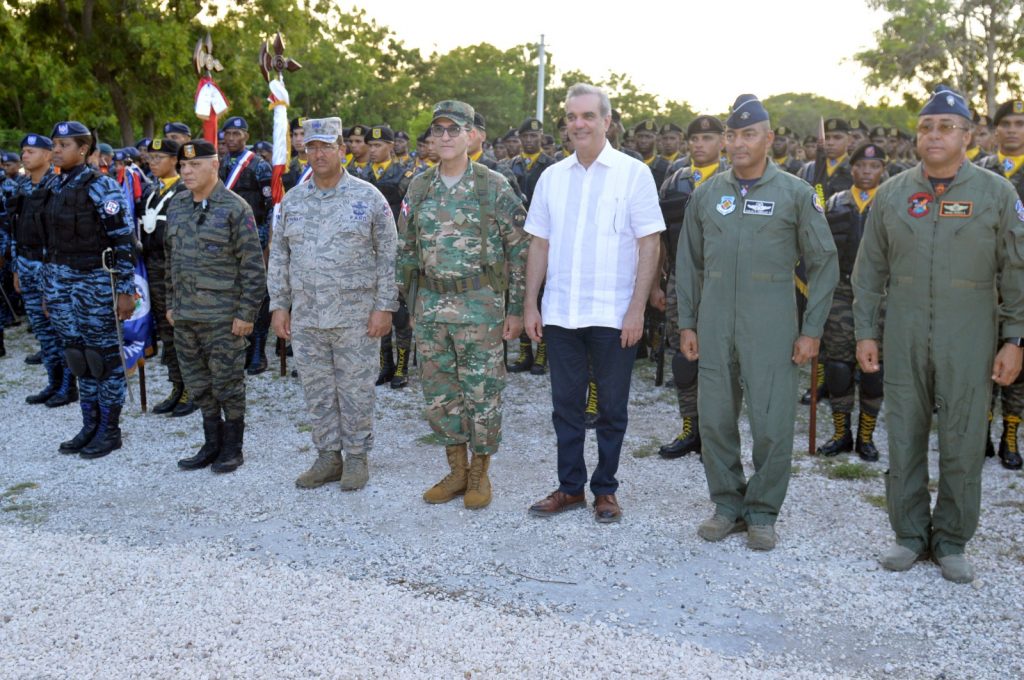 Inauguran destacamento del Comando Sur en Barahona y dan primer palazo para construir Base Aérea 9