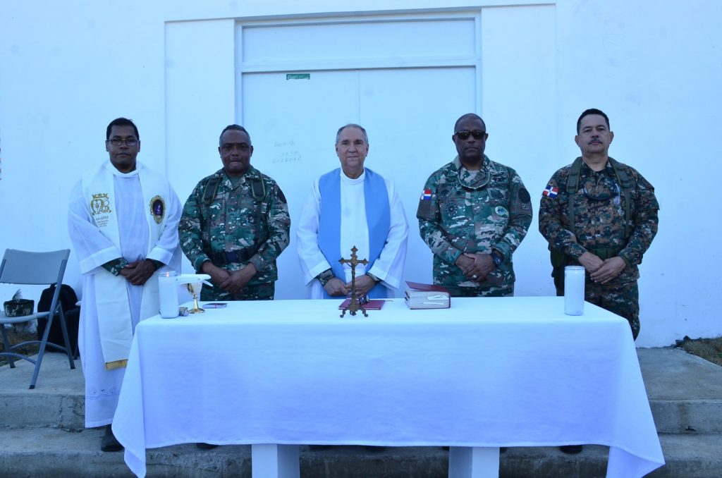 Ministerio de Defensa auspicia misas en la línea Fronteriza para fortalecer el espíritu religioso de sus Soldados 4