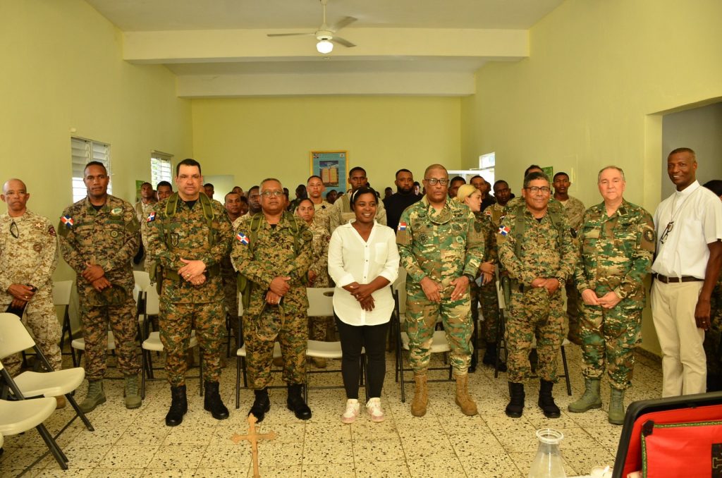 Ministerio de Defensa auspicia misas en la línea Fronteriza para fortalecer el espíritu religioso de sus Soldados 5