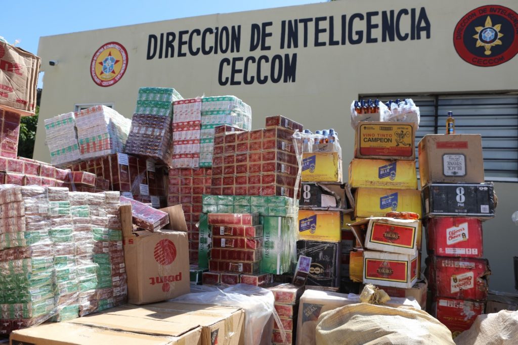CESFronT entrega mercancías a CECCOM que serían introducidas al país de manera irregular 3