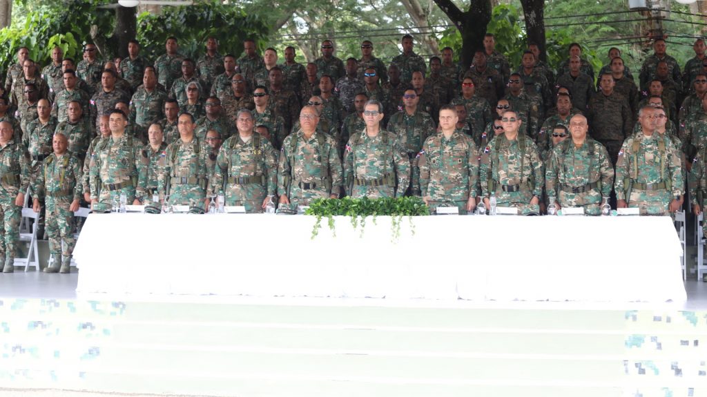 Ejército de República Dominicana gradúa 401 soldados 5