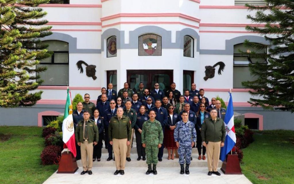 MIDE envía a México estudiantes de maestría en defensa y seguridad nacional 5