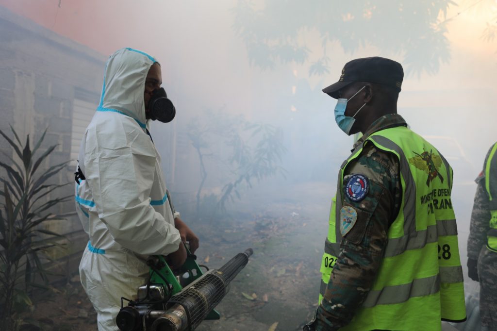 Militares se incorporan a operaciones de combate al dengue en el DN, el Gran Santo Domingo y otras regiones del país 9