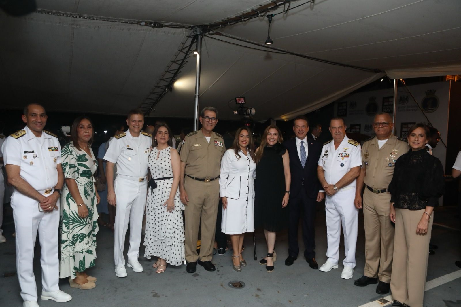Ministro de Defensa destaca colaboración Reino Unido-RD Felicita a tripulación Buque DAUNTLESS en sus labores frente al narcotráfico y huracanes 1