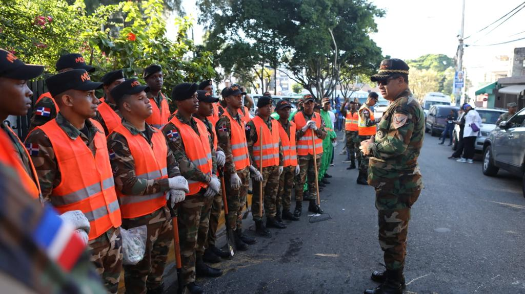 Operativos cívico-militares contra el dengue inician este domingo en La Puya, Arroyo Hondo 4