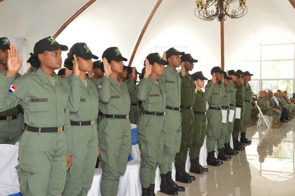Servicio Militar Voluntario del MIDE gradúa primeros participantes en curso de Entrenamiento Militar Básico 1