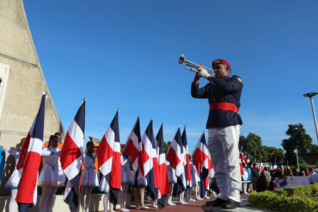En San Cristóbal inician actos conmemorativos por 179 aniversario de la Constitución 1