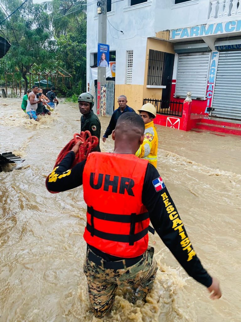 Miembros de las FFAA dominicanas realizan patrullaje preventivo 5