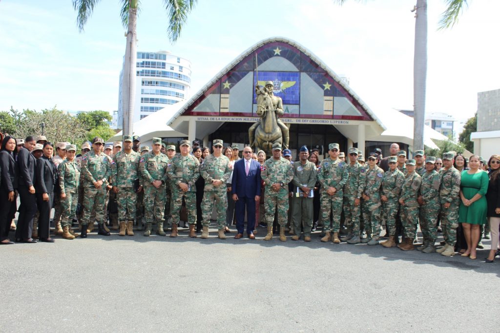 Ministerio de Defensa organiza taller sobre “Manejo Protocolar de Eventos” 7