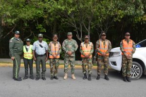 Miembros del Comando conjunto Metropolitano de las FF.AA fortalecen niveles de seguridad preventiva en carreteras y zonas del país 10