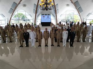 Conferencia de las FF.AA. Centroamericanas condecora 87 militares dominicanos 11