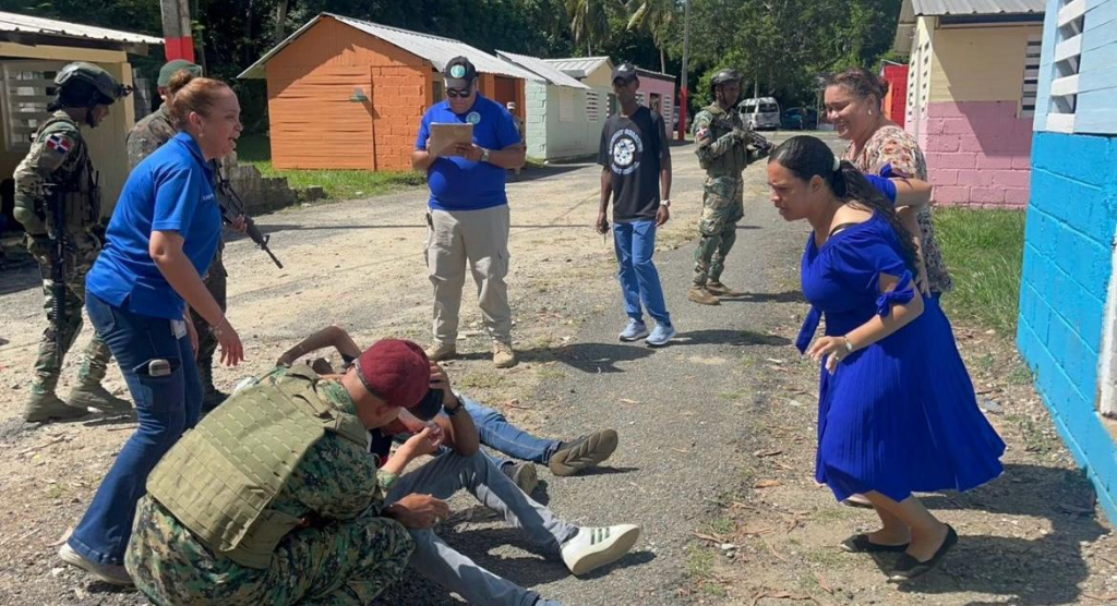Fuerzas Armadas dominicanas inauguran pista de Derechos Humanos y DIH 1