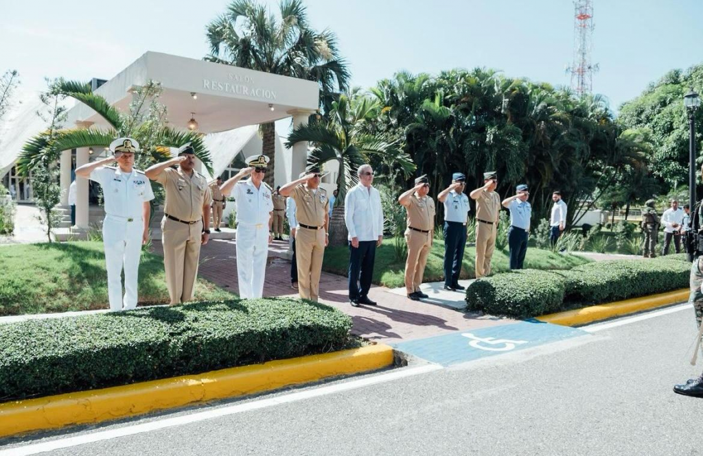 Ministro de Defensa anuncia nuevos beneficios para retirados militares a partir de enero 2025 7