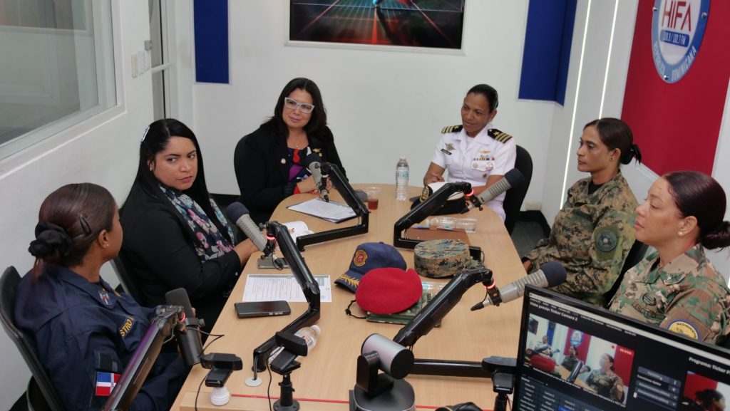 Las Mujeres Militares en las Fuerzas Armadas Líderes con un Rol Impecable 6