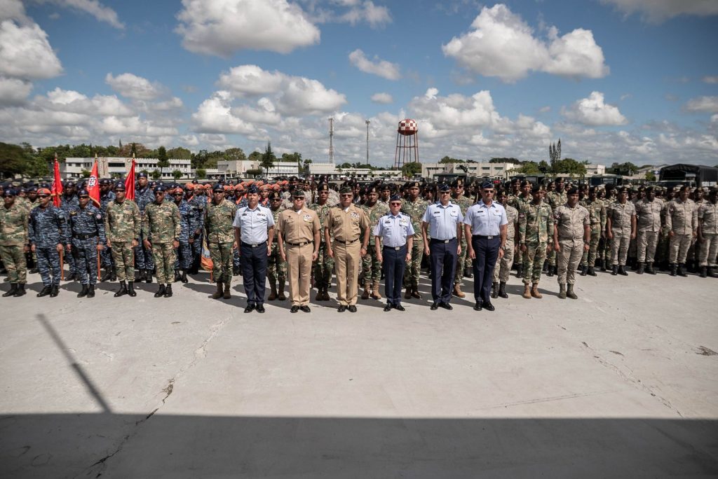 Ministro de Defensa felicita tropas participaron en Desfile Militar del 27 de febrero 7