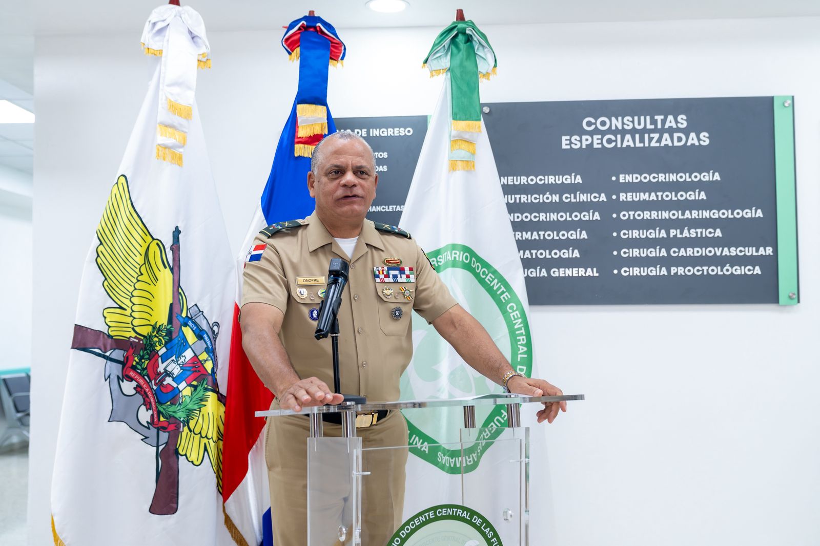 Ministro de defensa encabeza inauguración de modernas áreas médicas en el hospital central de las fuerzas armadas 4