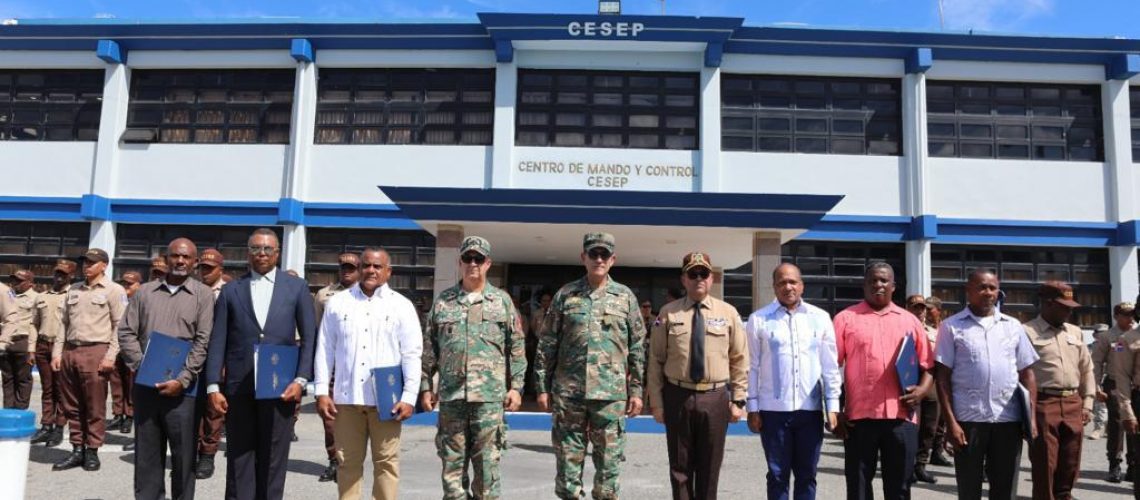 CESEP reconoce oficiales puestos en condición de retiro 5